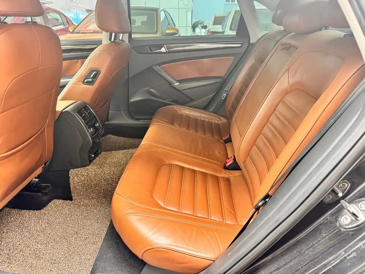 2013 Passat 3.0L V6 DSG Flagship Premium Edition — миниатюра 8