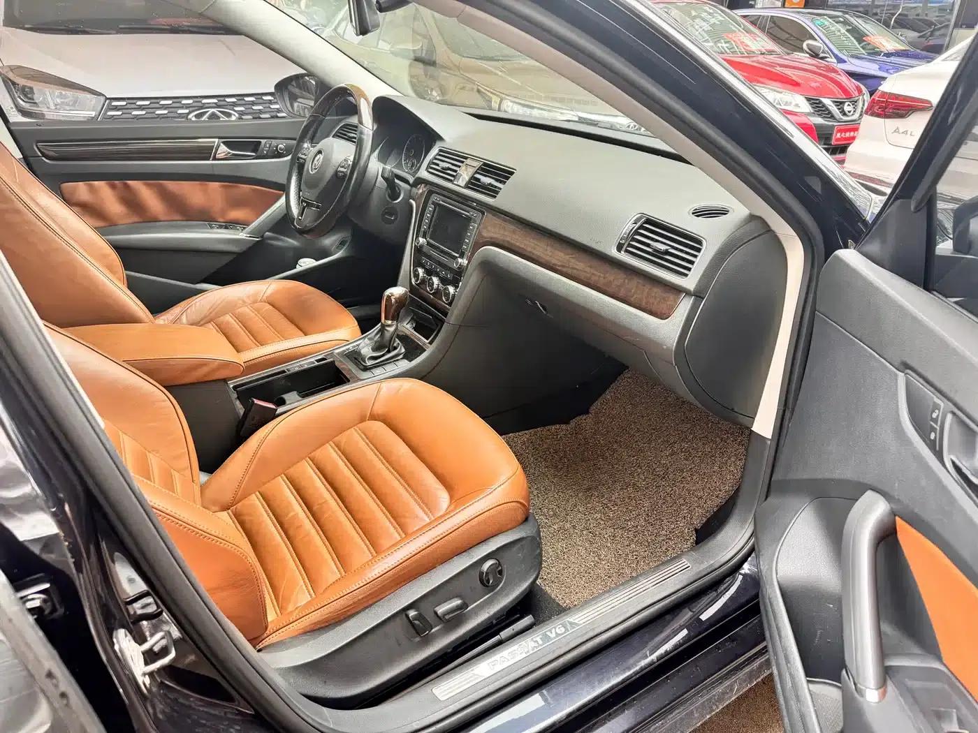 2013 Passat 3.0L V6 DSG Flagship Premium Edition — миниатюра 9