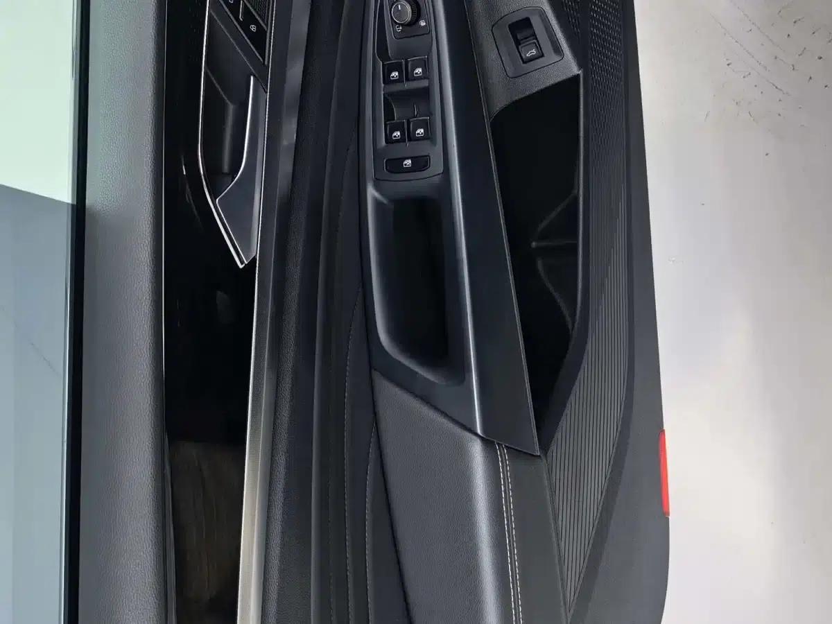 2023 Passat 280TSI Starry Sky Elite Edition — миниатюра 16