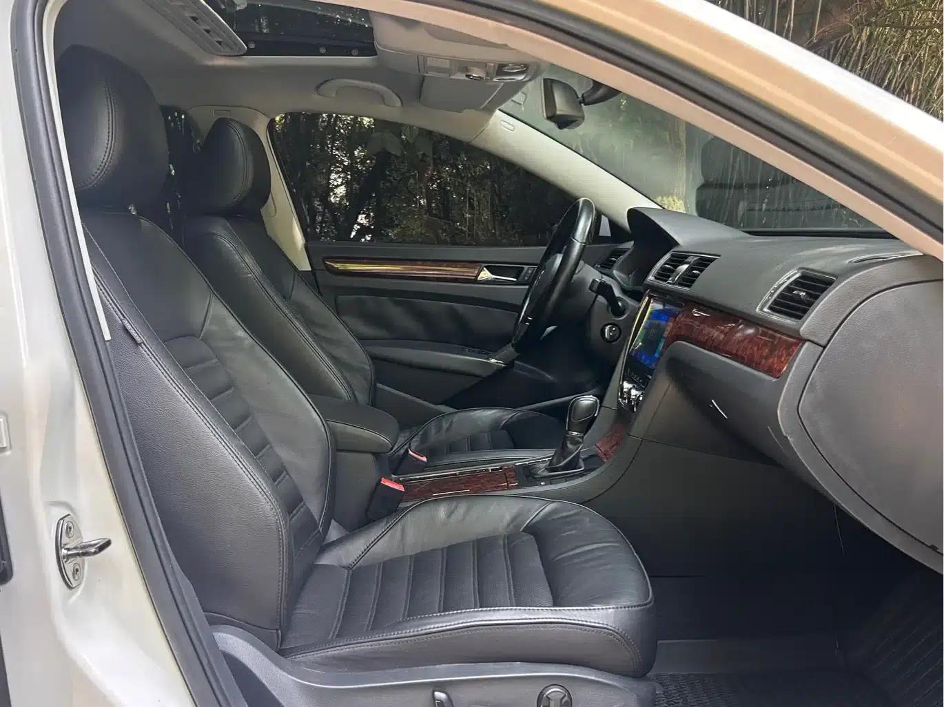 2011 Passat 1.8TSI DSG Royal Edition — миниатюра 6