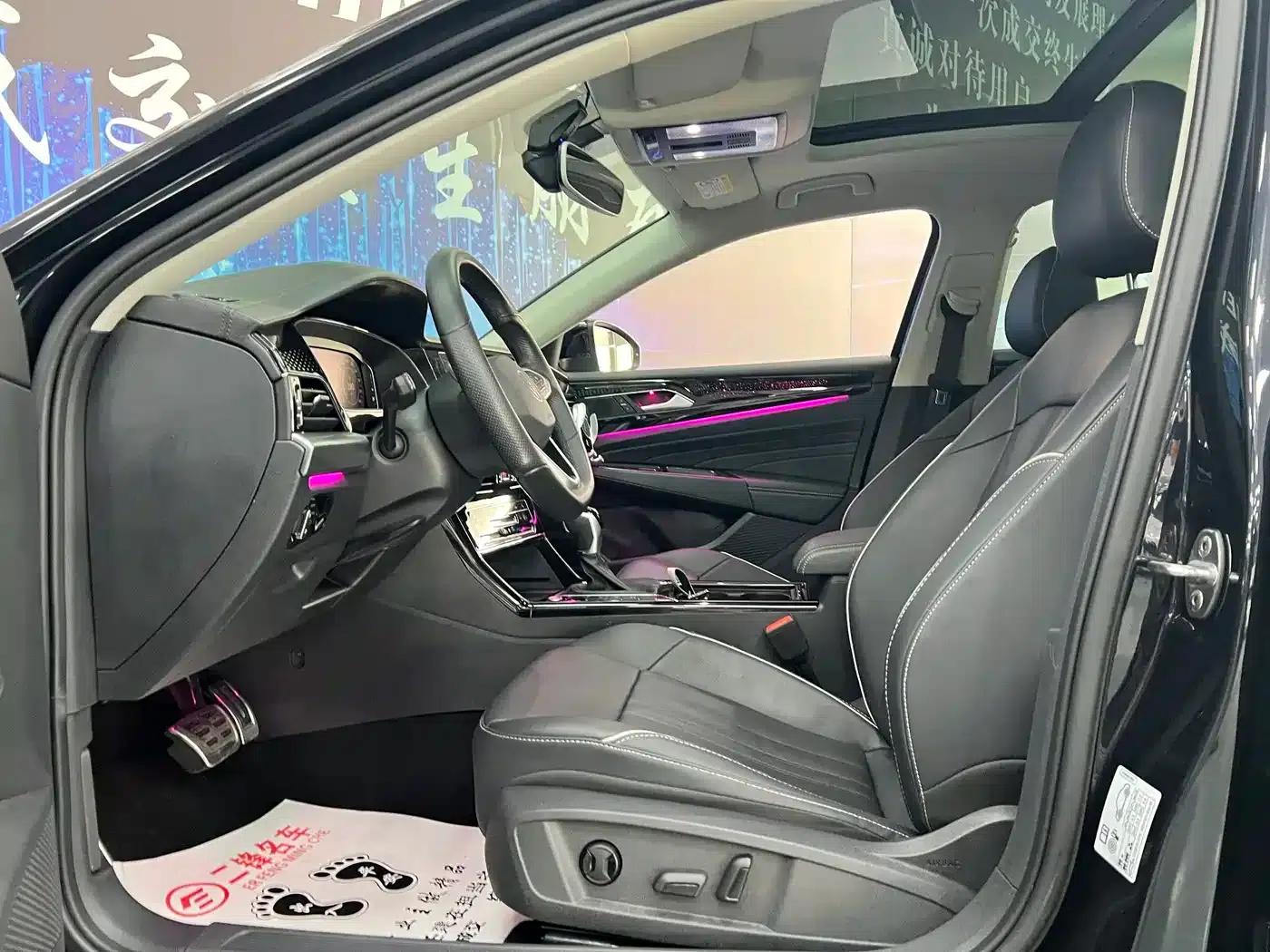 2022 Volkswagen Passat 330TSI Elite Edition — миниатюра 7