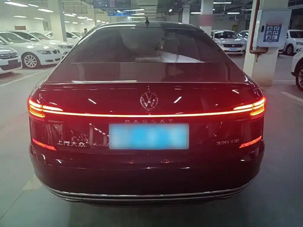 2023 Volkswagen Passat 330TSI Starry Sky Elite Edition — миниатюра 6