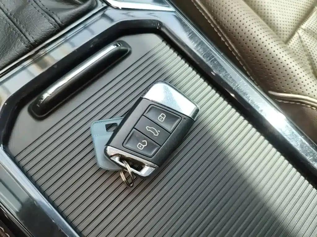 2019 Volkswagen Passat 330TSI Luxury Edition (China VI Emission Standard) — миниатюра 9