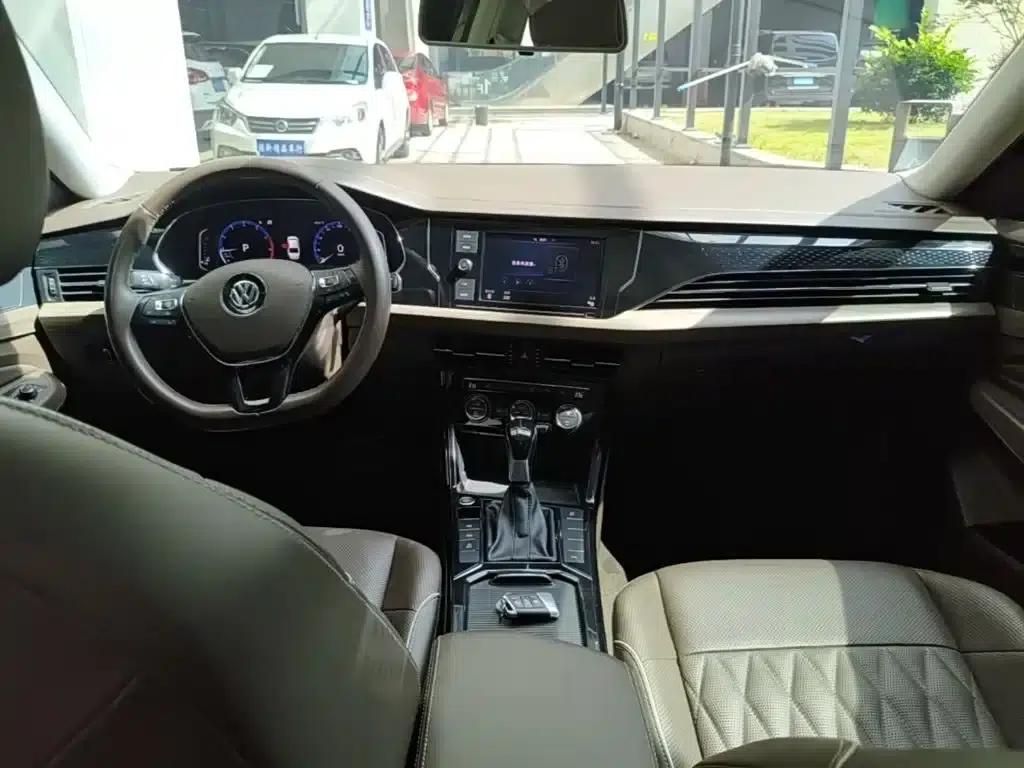 2019 Volkswagen Passat 330TSI Luxury Edition (China VI Emission Standard) — миниатюра 10