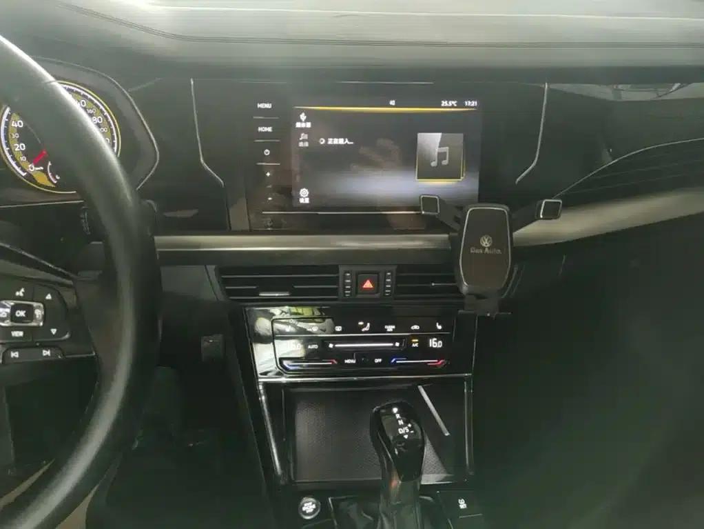 2020 Volkswagen Passat 330TSI Elite Edition (China VI Emission Standard) — миниатюра 13