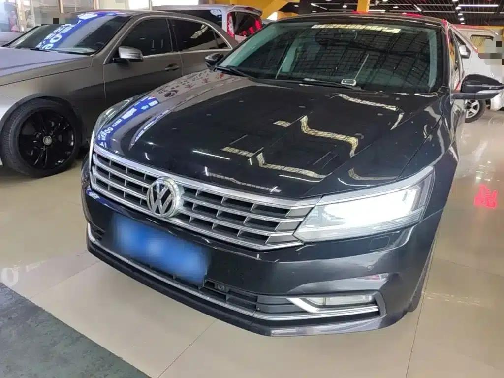 2016 Passat 330TSI DSG Royal Edition — миниатюра 2