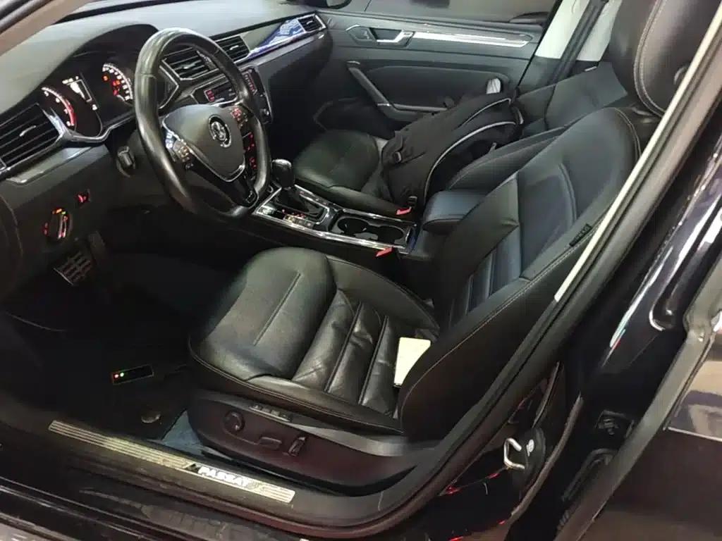 2016 Passat 330TSI DSG Royal Edition — миниатюра 15