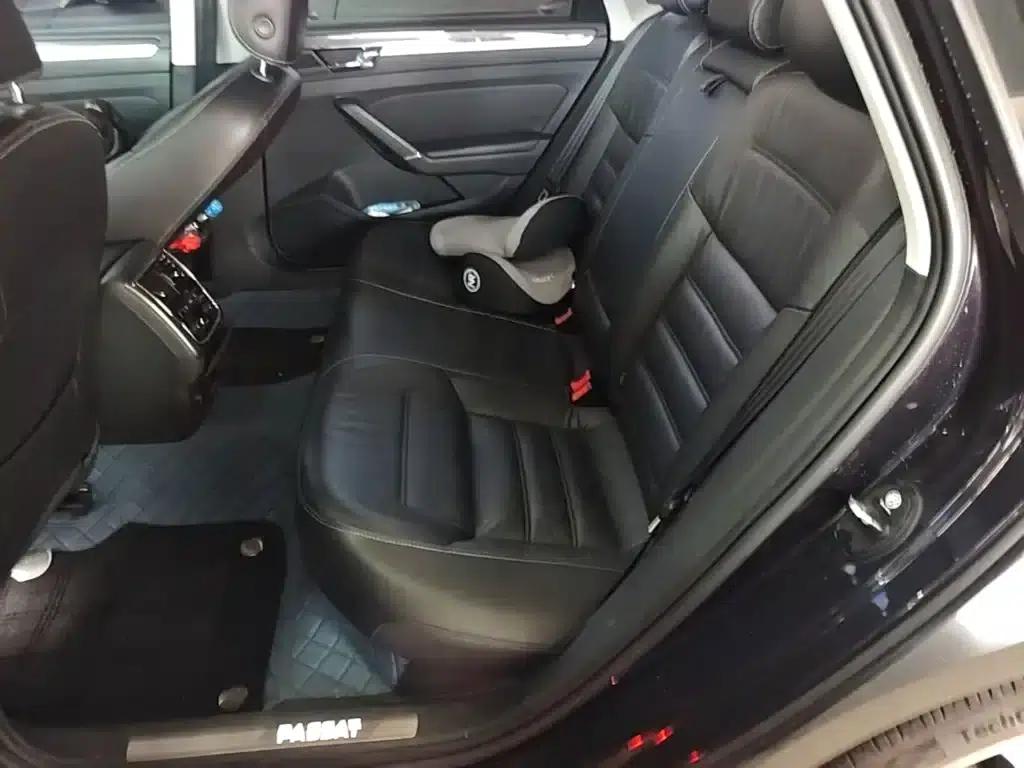 2016 Passat 330TSI DSG Royal Edition — миниатюра 17