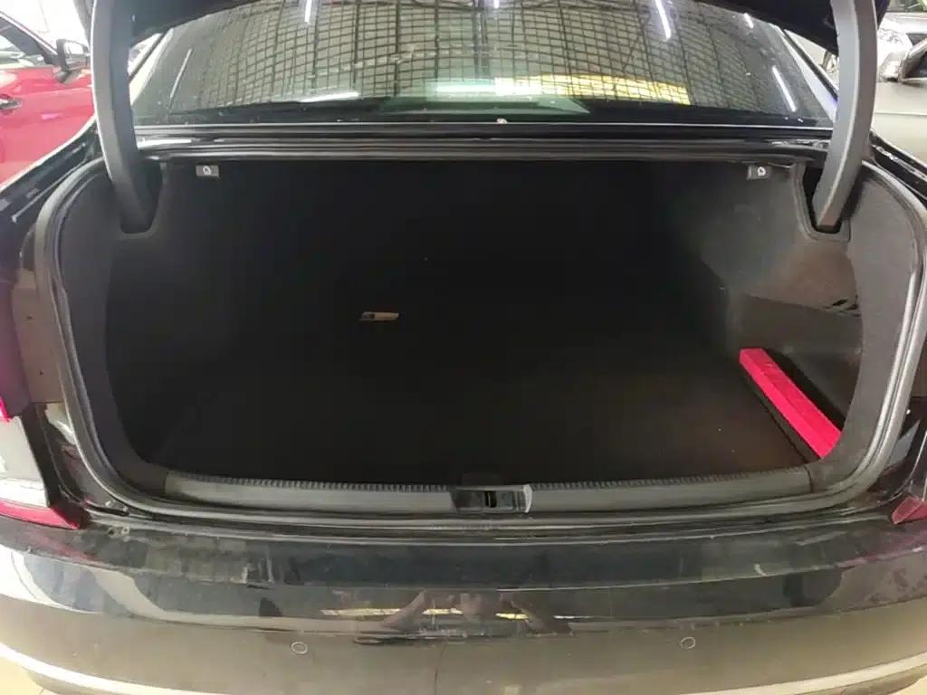 2016 Passat 330TSI DSG Royal Edition — миниатюра 19