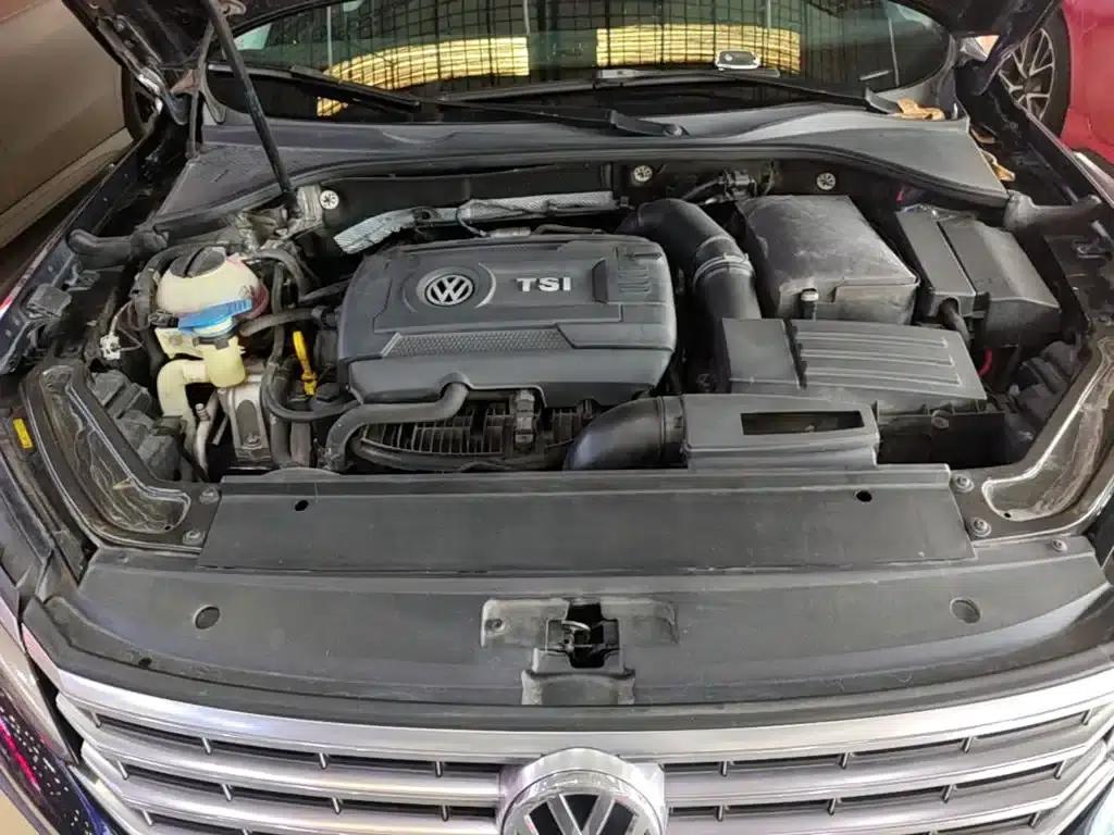 2016 Passat 330TSI DSG Royal Edition — миниатюра 20