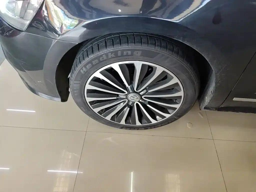 2016 Passat 330TSI DSG Royal Edition — миниатюра 23
