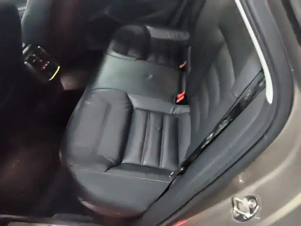 2016 Passat 330TSI DSG Royal Edition — миниатюра 17