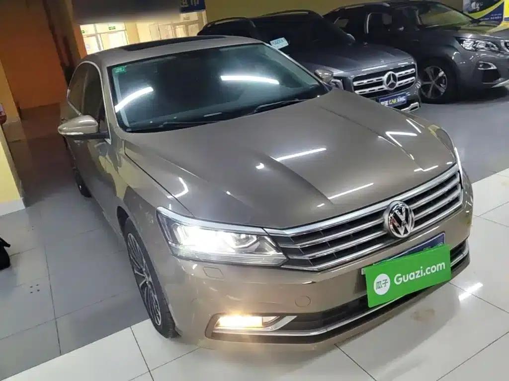 2016 Passat 330TSI DSG Royal Edition — миниатюра 4