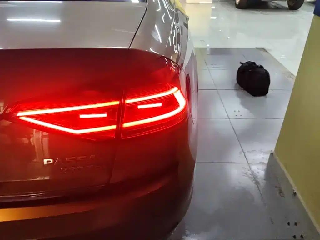 2016 Passat 330TSI DSG Royal Edition — миниатюра 8