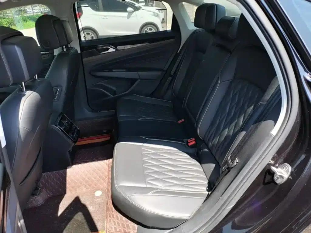 2019 Volkswagen Passat 330TSI Luxury Edition (China VI Emission Standard) — миниатюра 17