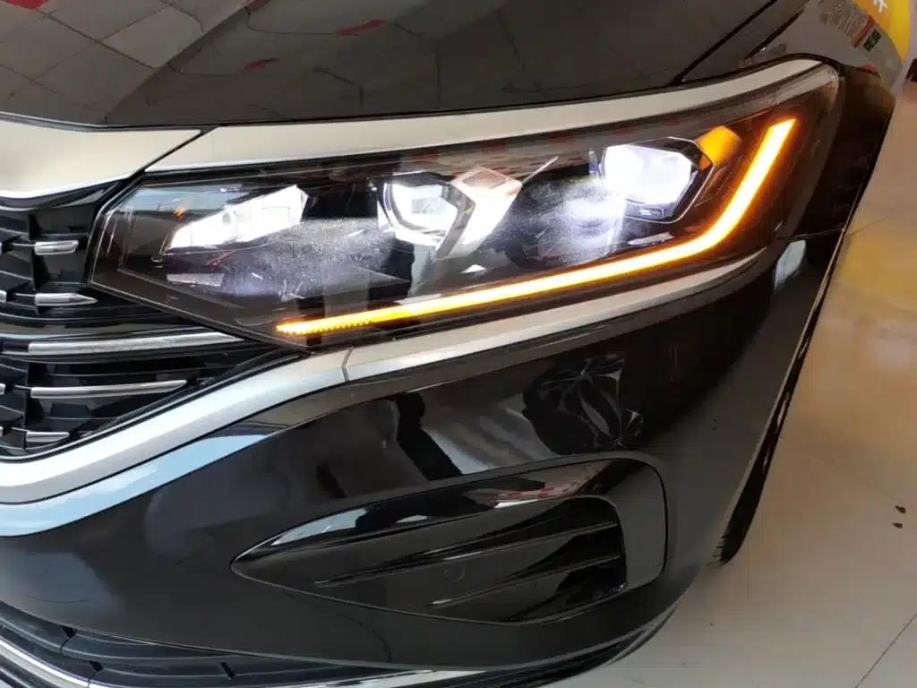 2023 Passat 330TSI Elite Edition — миниатюра 24