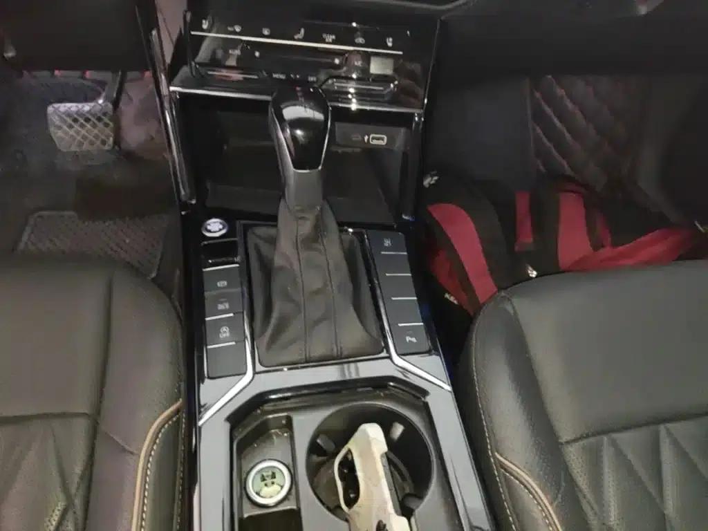 2020 Volkswagen Passat 330TSI Luxury Edition (China VI Emission Standard) — миниатюра 14