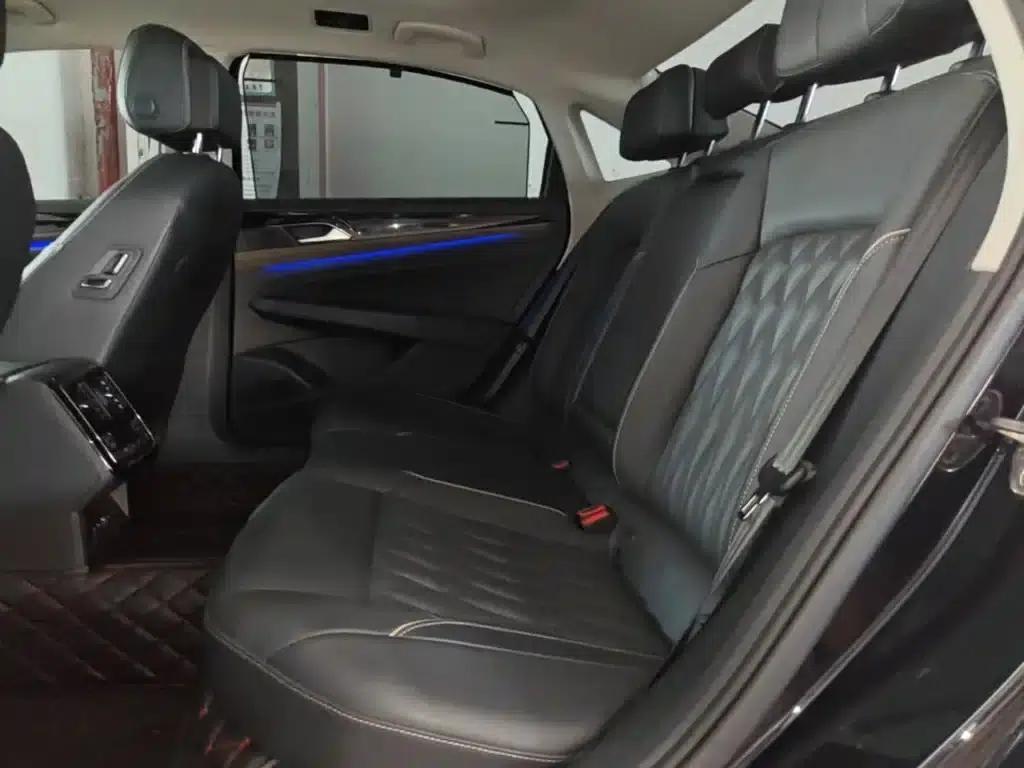 2020 Volkswagen Passat 330TSI Luxury Edition (China VI Emission Standard) — миниатюра 17