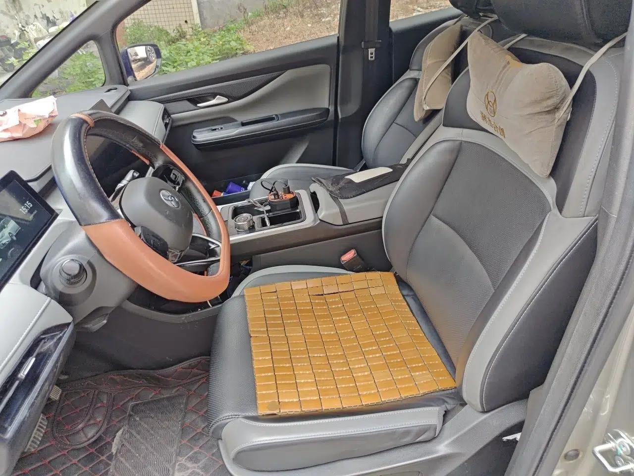 Hycan Z03 2022 510 km Range Chaozhi Version 135 kW 63.98 kWh — миниатюра 15