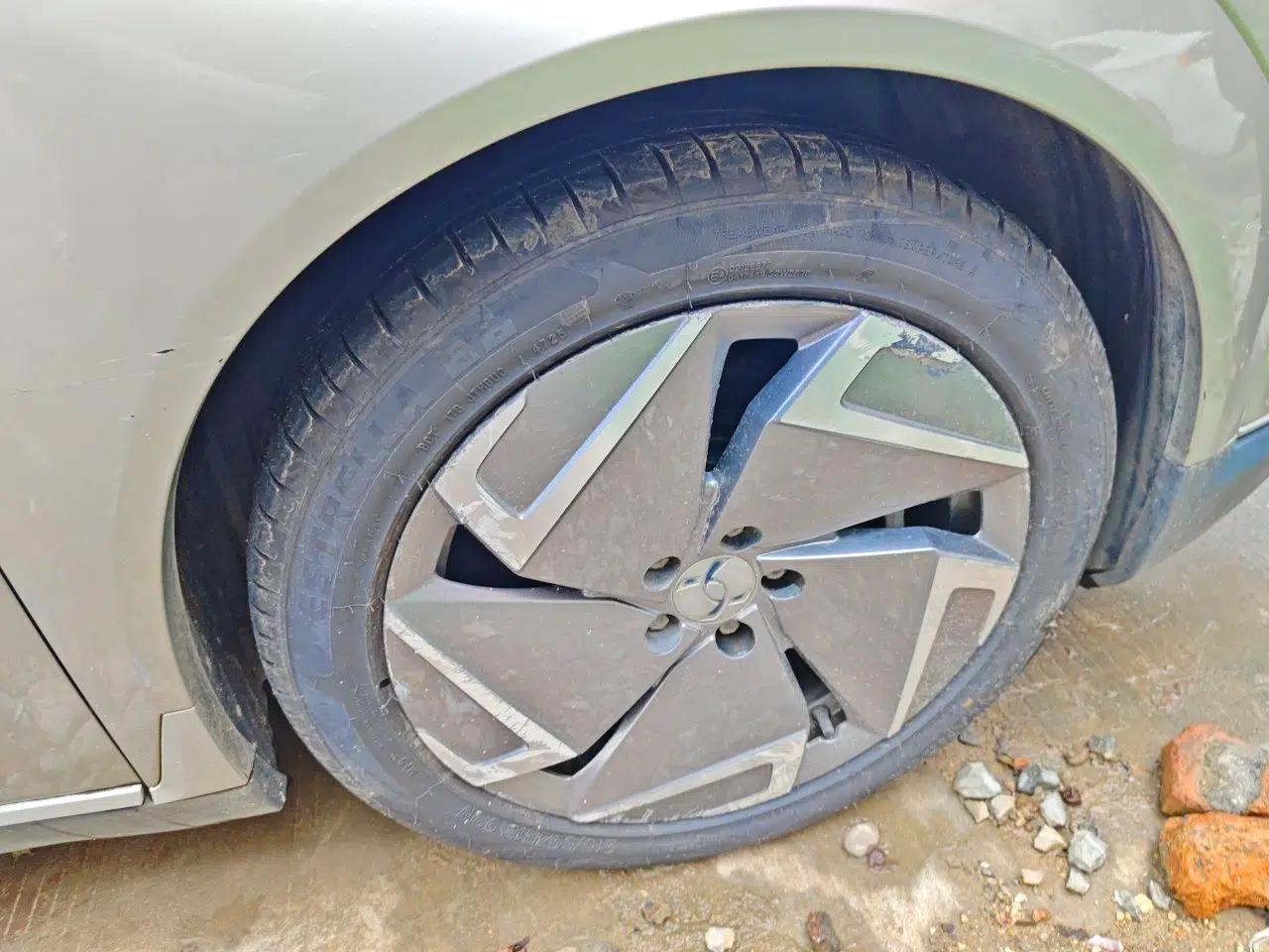 Hycan Z03 2022 510 km Range Chaozhi Version 135 kW 63.98 kWh — миниатюра 8