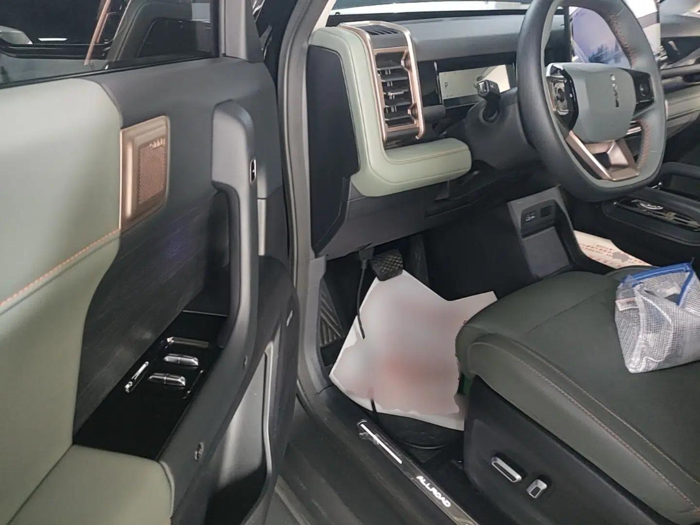 iCAR 03 2024 501km Four-wheel Drive Long-Range Advanced Version — миниатюра 17