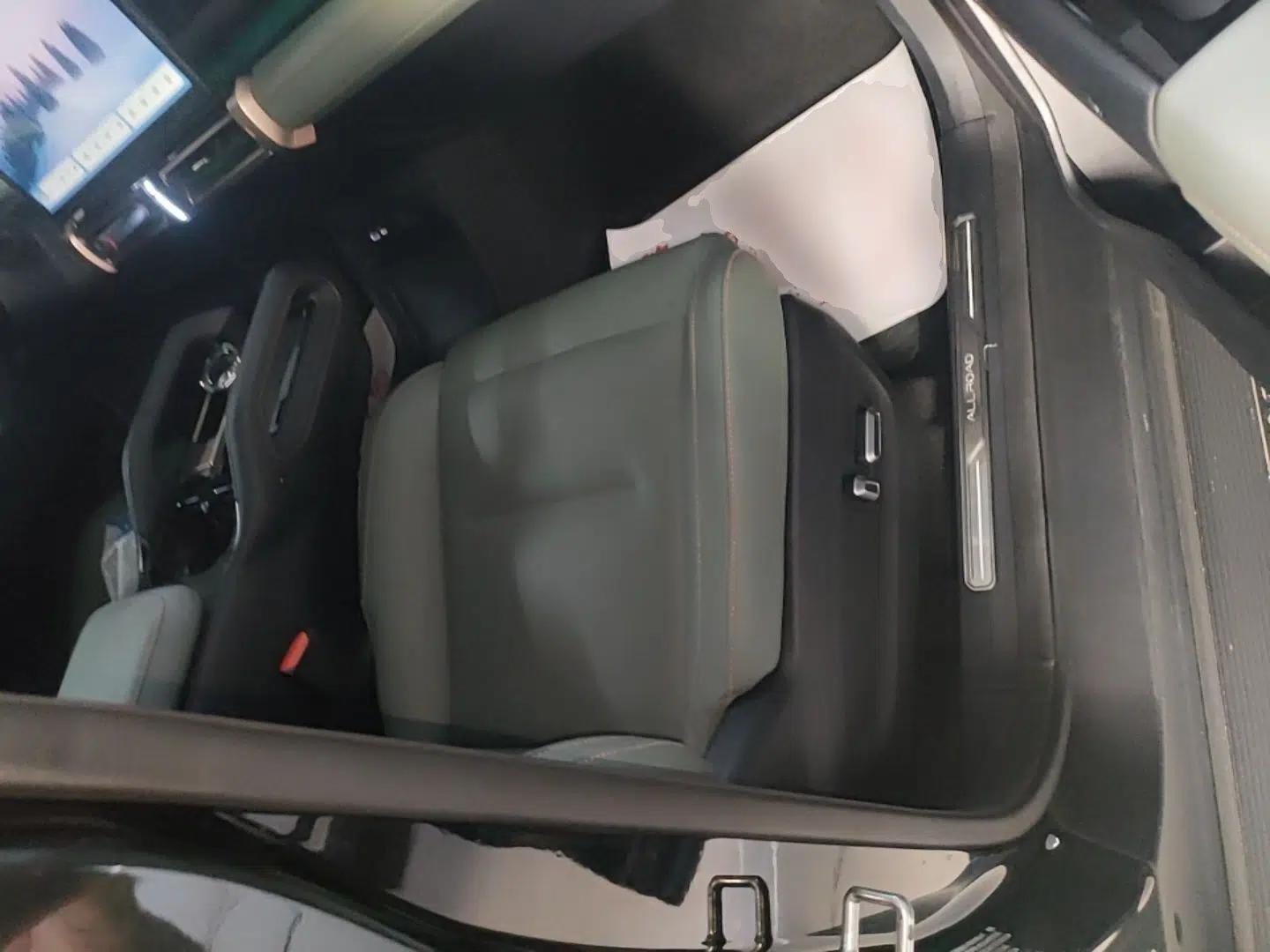 iCAR 03 2024 501km Four-wheel Drive Long-Range Advanced Version — миниатюра 19