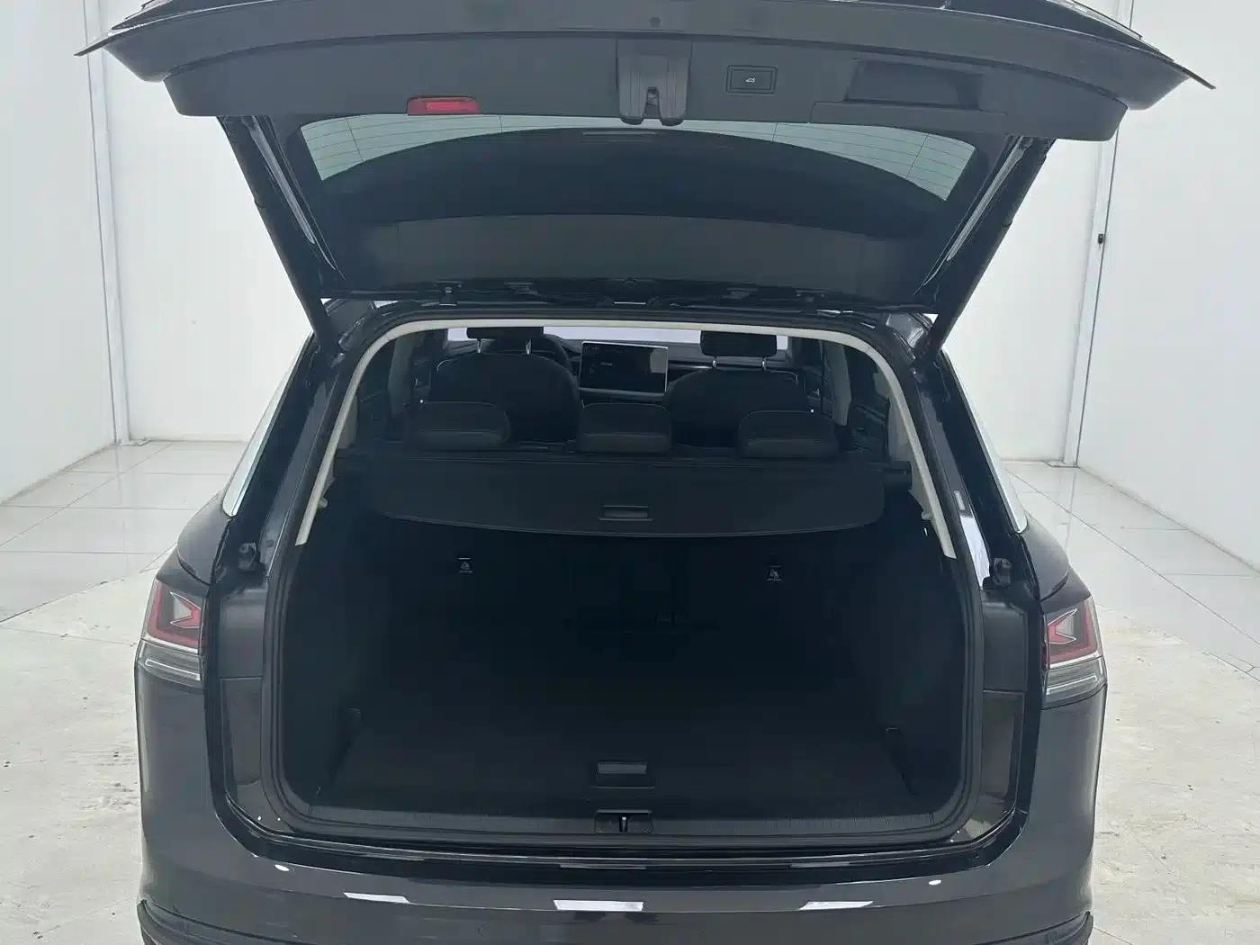 Tayron 2023 280TSI 2WD Luxury Plus Advanced Edition — миниатюра 17