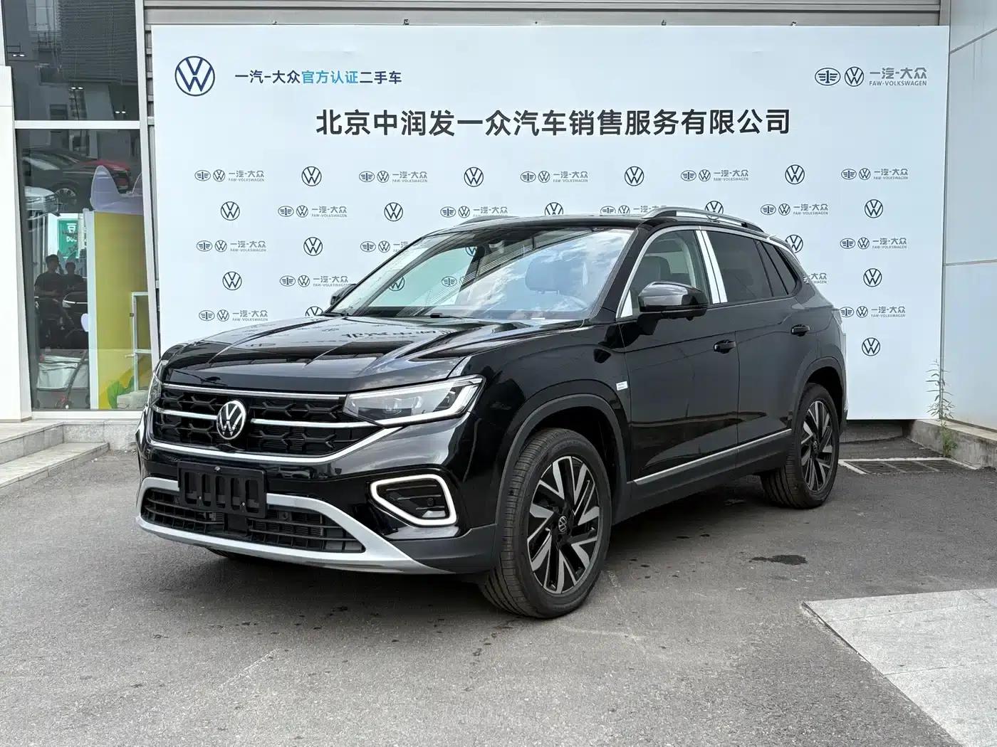 Tayron 2026 Model 30 Million Unit Selection Edition 300TSI — миниатюра 1