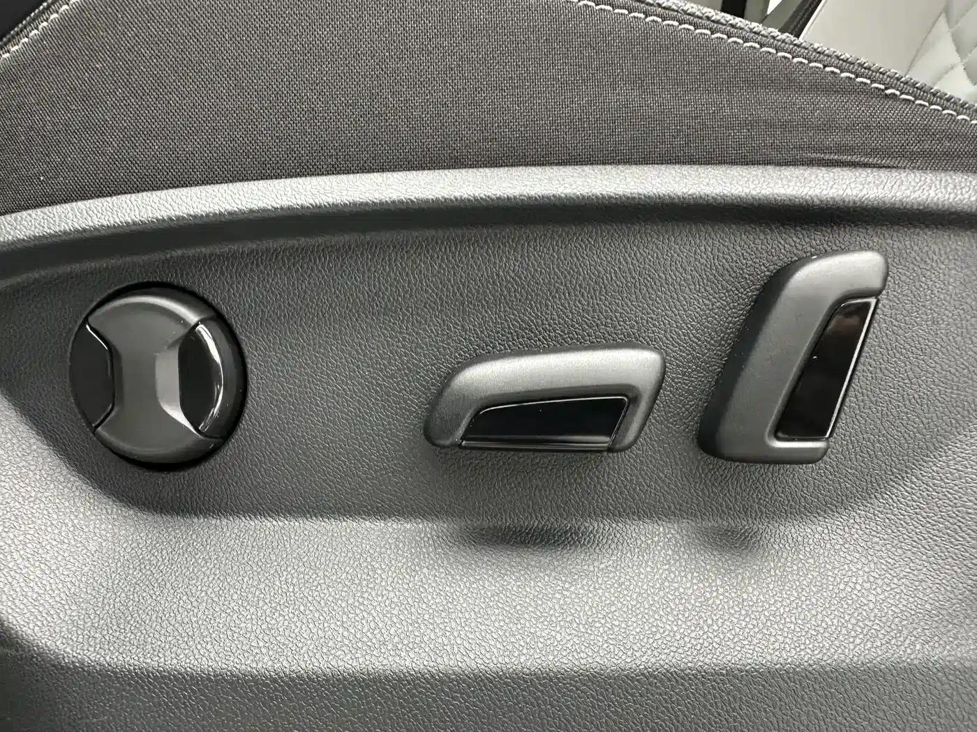 Tayron 2023 280TSI 2WD Luxury Plus Advanced Edition — миниатюра 13