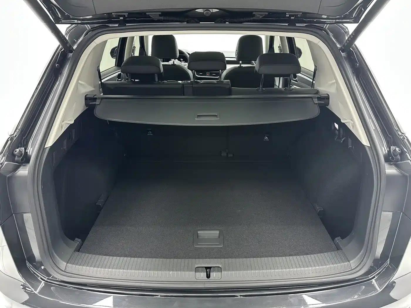 Tayron 2023 280TSI 2WD Luxury Plus Advanced Edition — миниатюра 18