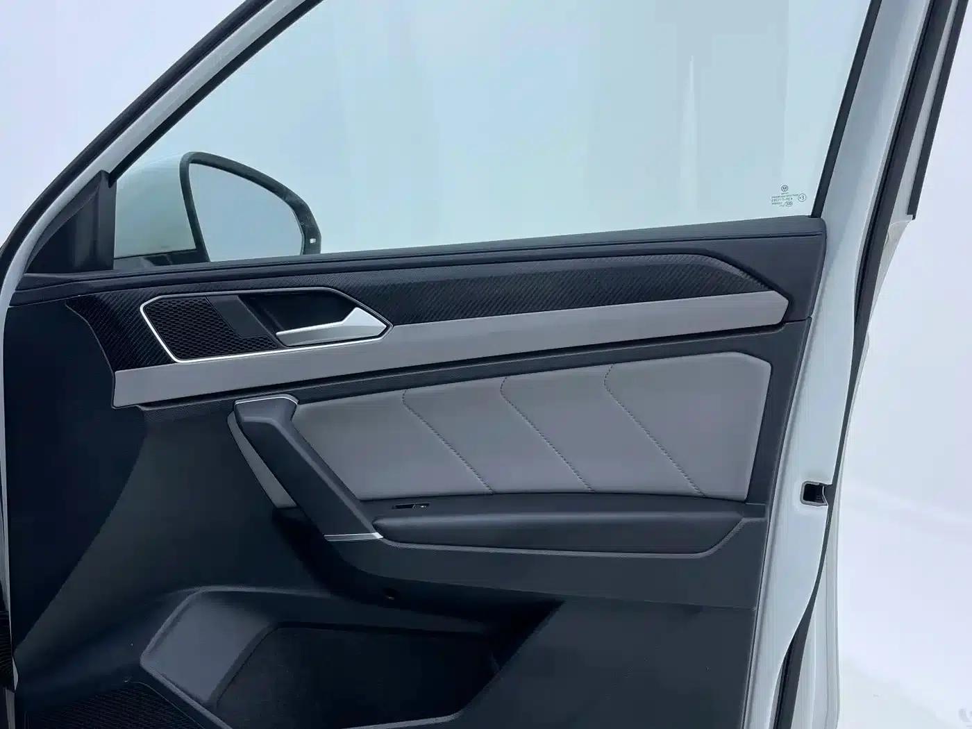 Tayron 2023 280TSI 2WD Luxury Plus Advanced Edition — миниатюра 22