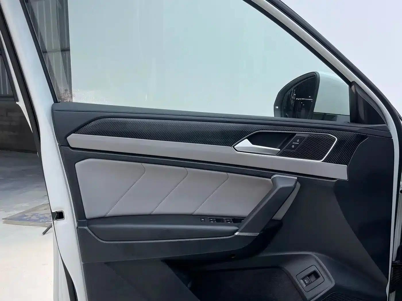 Tayron 2023 280TSI 2WD Luxury Plus Advanced Edition — миниатюра 10