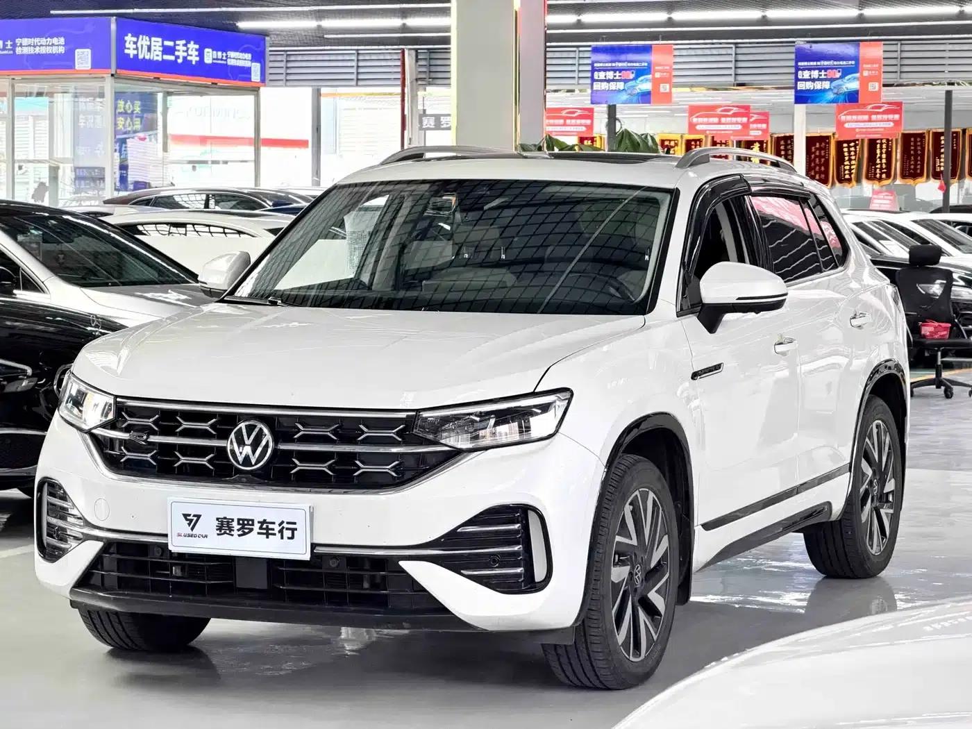 Tayron 2023 330TSI 2WD R-Line High-Performance Edition — миниатюра 1