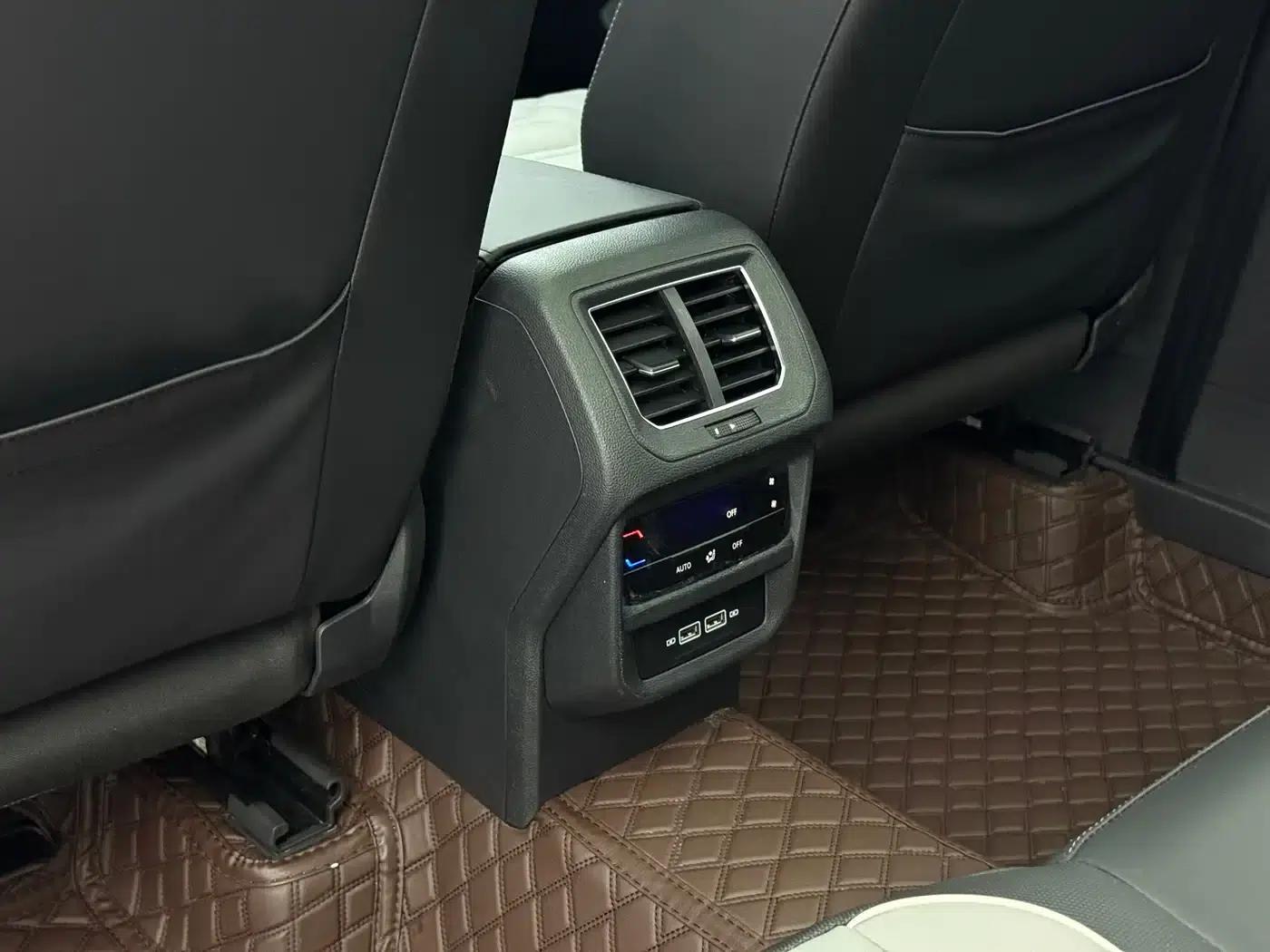 Tayron 2023 280TSI 2WD Luxury Plus Advanced Edition — миниатюра 16
