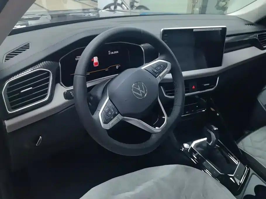 Tayron 2025 Popular Edition 300TSI — миниатюра 15