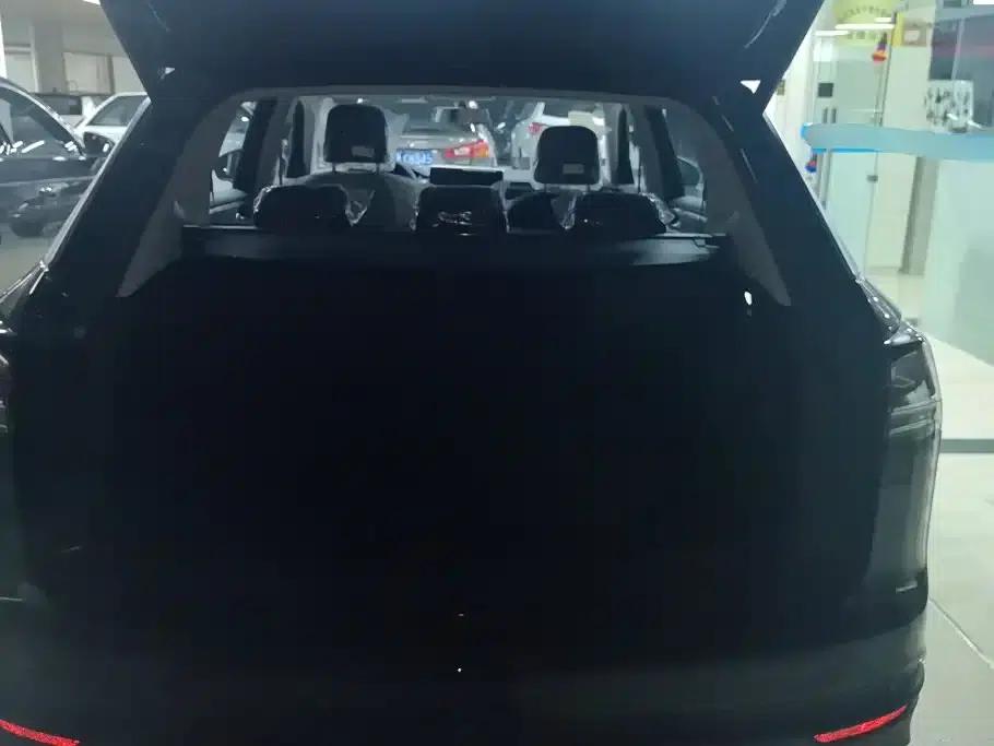 Tayron 2025 Popular Edition 300TSI — миниатюра 4