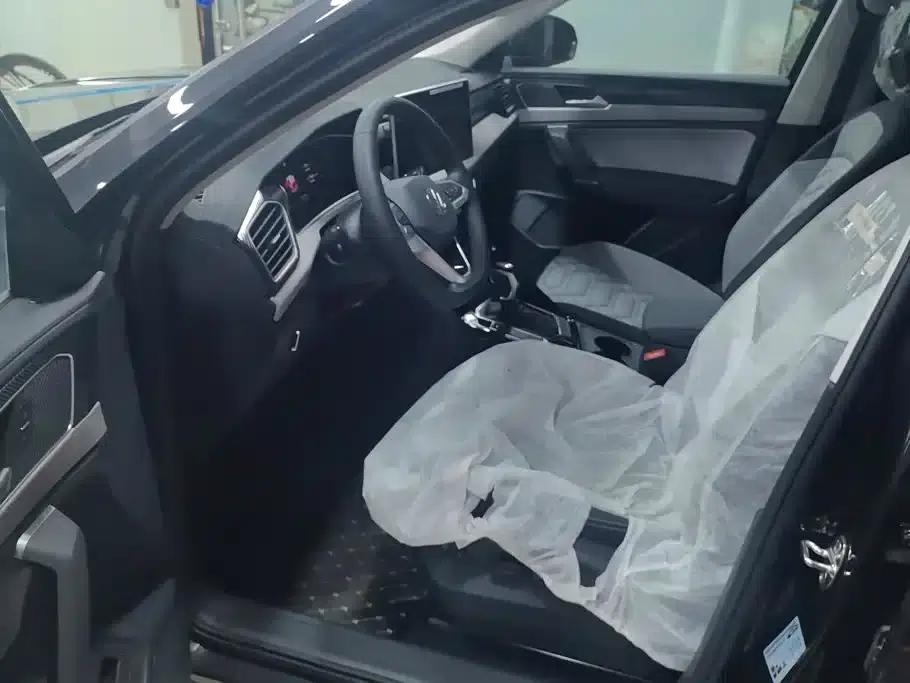 Tayron 2025 Popular Edition 300TSI — миниатюра 9