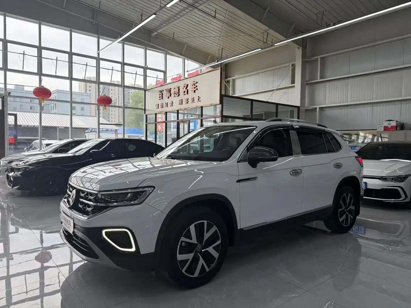 Tayron 2023 280TSI 2WD Luxury Plus Advanced Edition — миниатюра 1