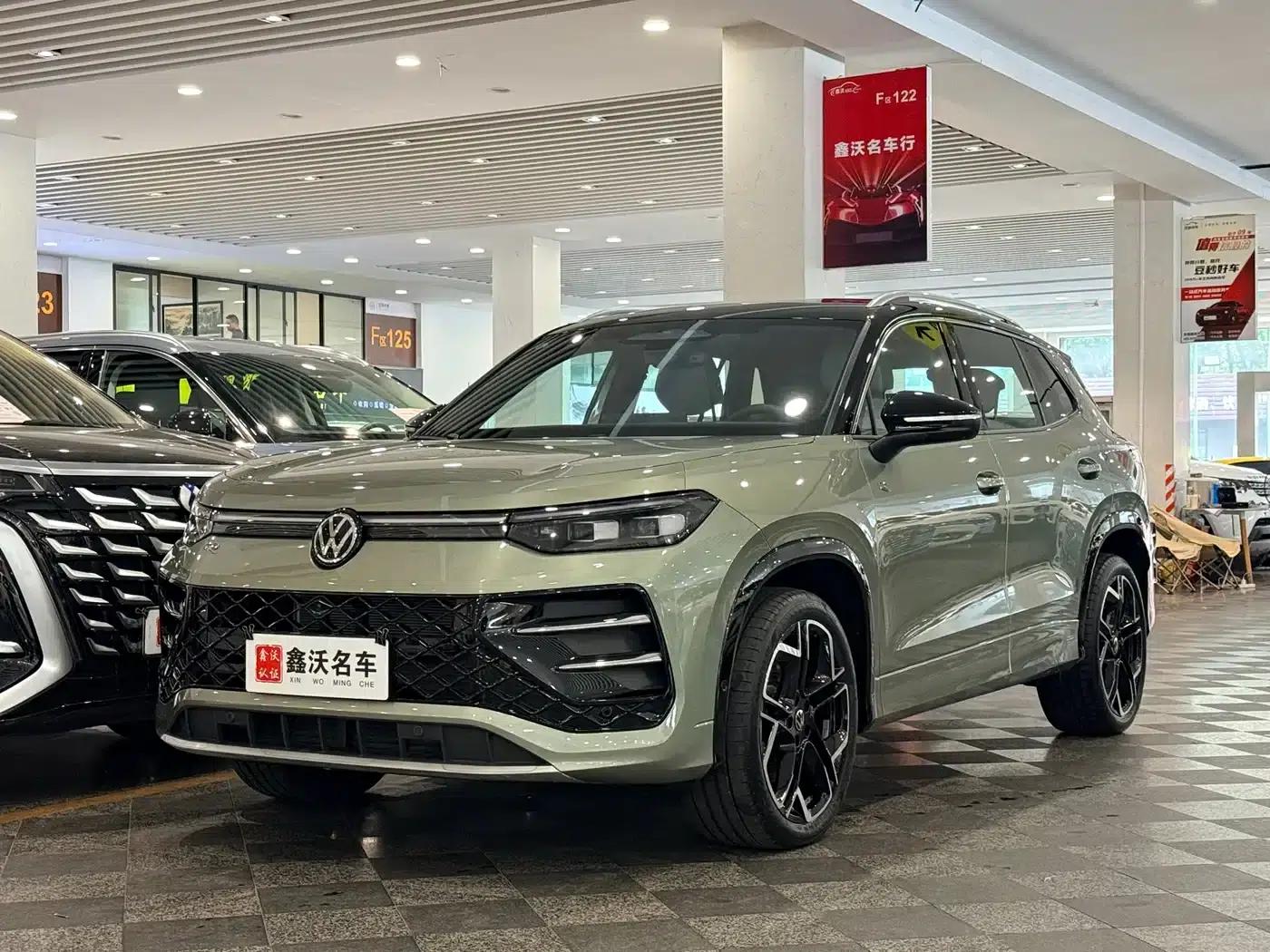 Tayron 2025 Model, Tayron L 380TSI 4WD Luxury Easy Package — миниатюра 1