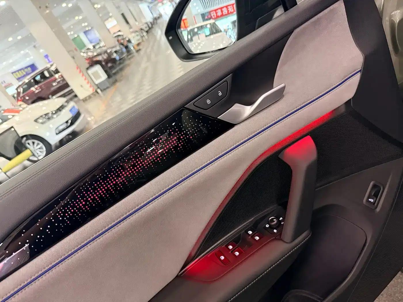 Tayron 2025 Model, Tayron L 380TSI 4WD Luxury Easy Package — миниатюра 18