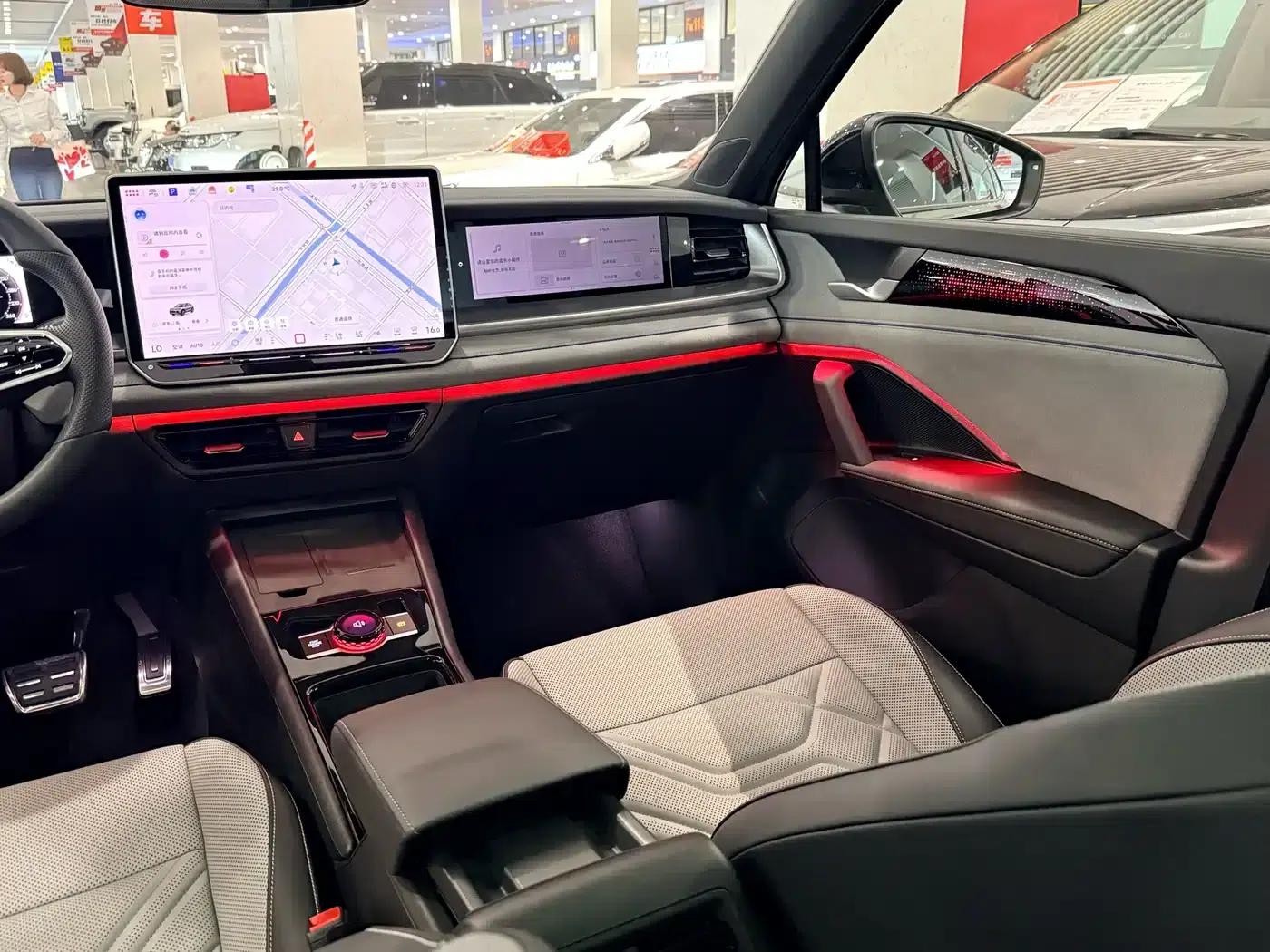 Tayron 2025 Model, Tayron L 380TSI 4WD Luxury Easy Package — миниатюра 7