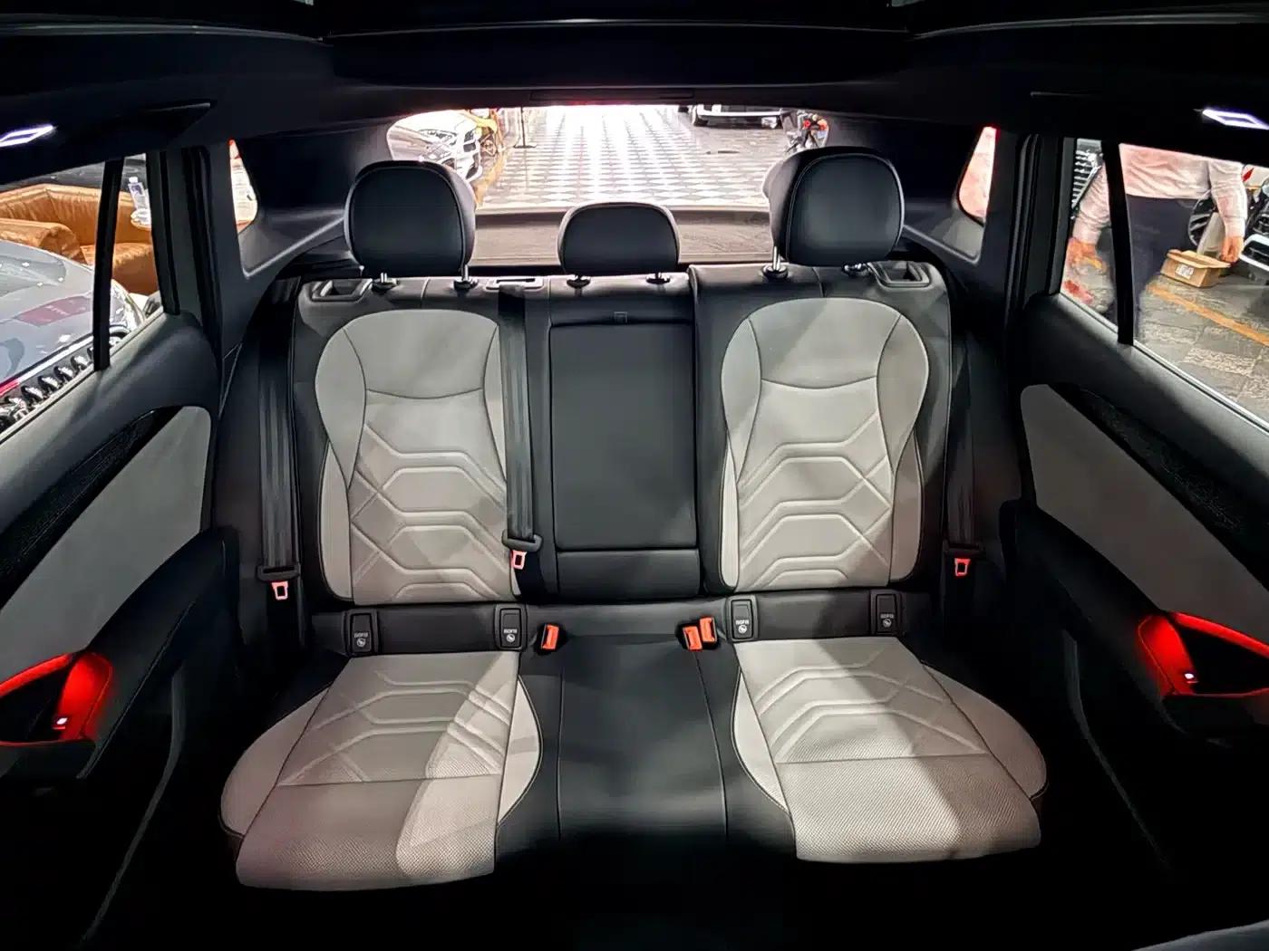 Tayron 2025 Model, Tayron L 380TSI 4WD Luxury Easy Package — миниатюра 10