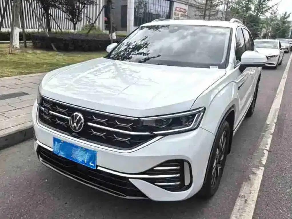 Tayron 2023 330TSI 2WD R-Line High-Performance Edition — миниатюра 1