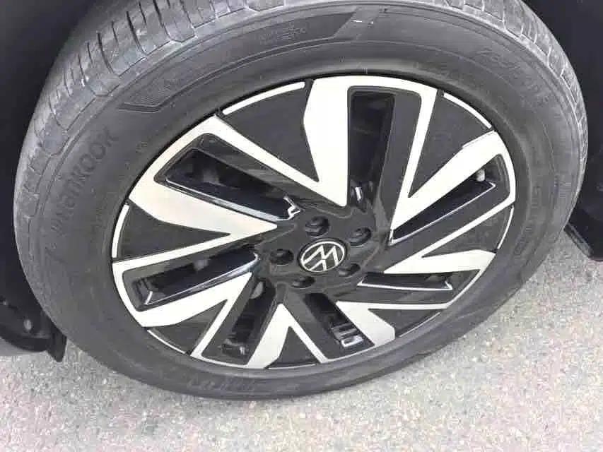 Tayron 2023 330TSI 2WD R-Line High-Performance Edition — миниатюра 9