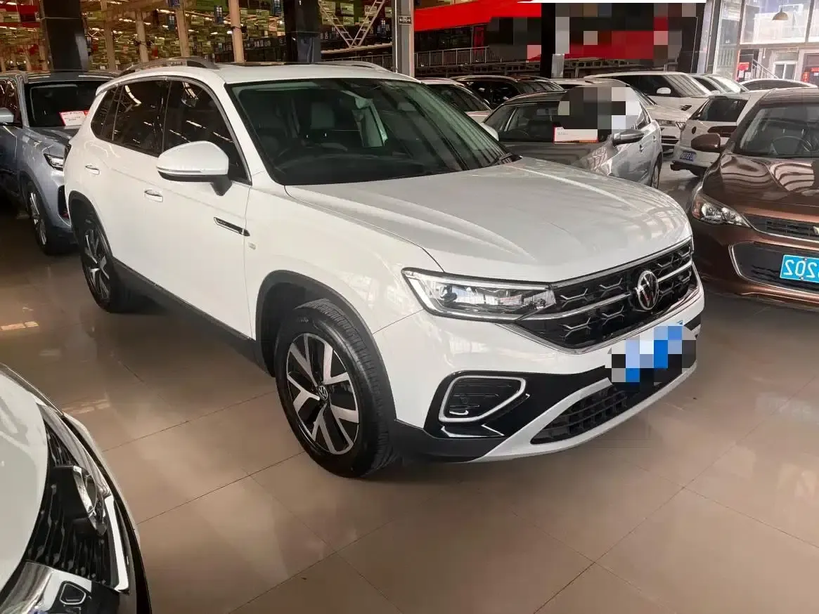 Tayron 2023 330TSI 2WD Luxury Plus Advanced Edition — миниатюра 3