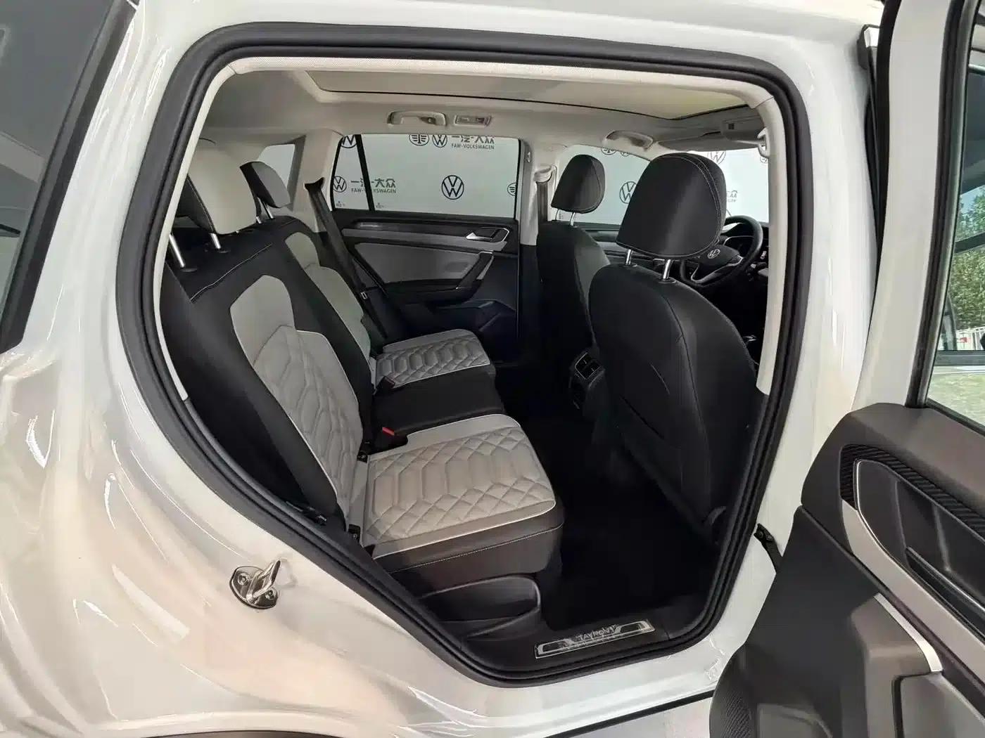 Tayron 2023 280TSI 2WD Luxury Plus Advanced Edition — миниатюра 9