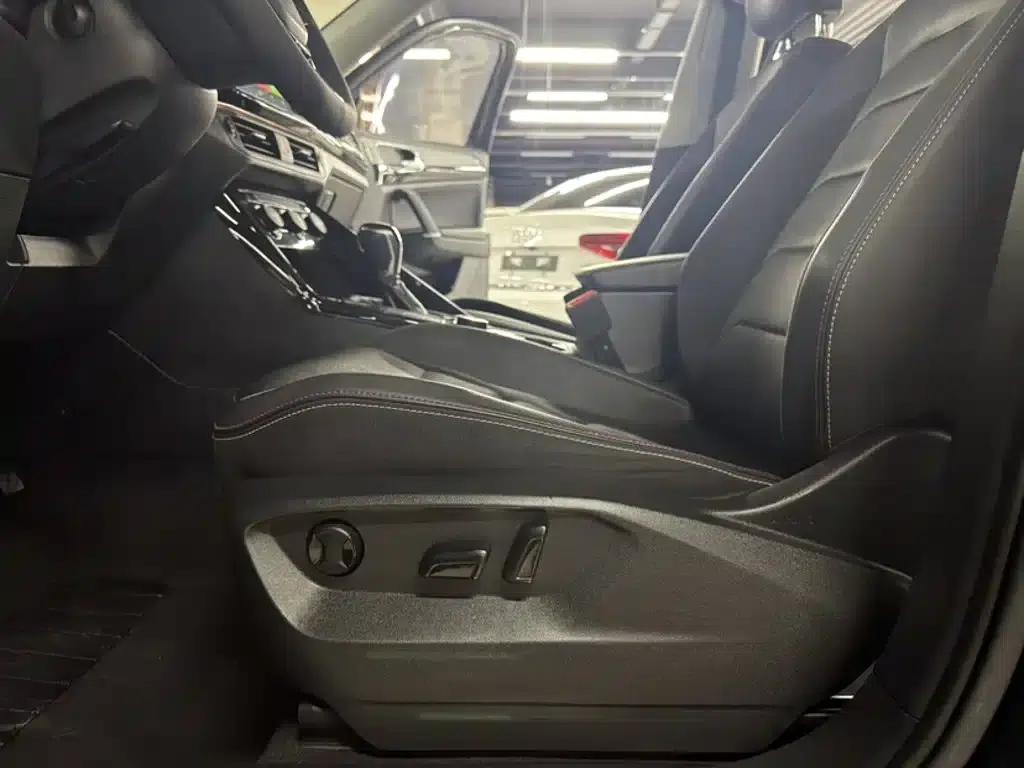 Tayron 2019 330TSI 4WD Luxury Edition (China VI Emission Standard) — миниатюра 2