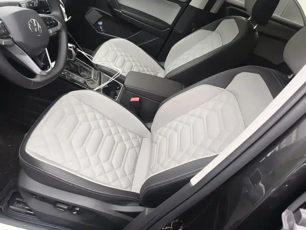 Tayron 2023 330TSI 2WD R-Line High-Performance Edition — миниатюра 15