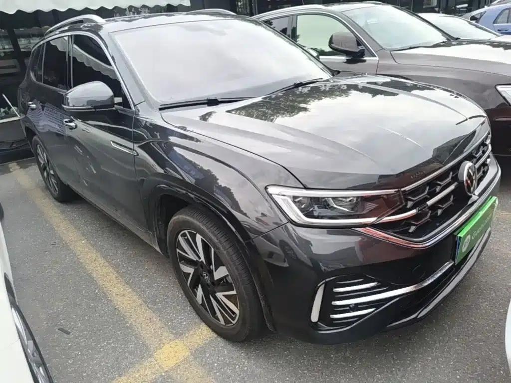Tayron 2023 330TSI 2WD R-Line High-Performance Edition — миниатюра 4