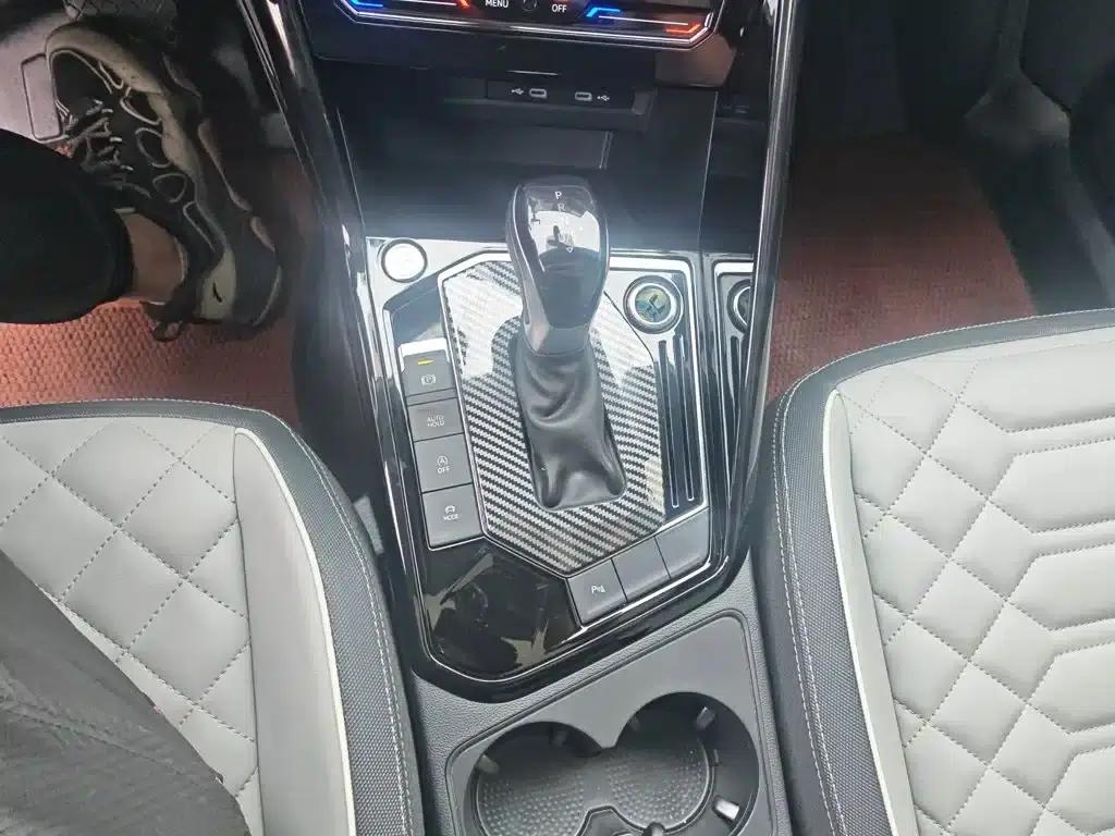 Tayron 2025 Popular Edition 330TSI — миниатюра 11